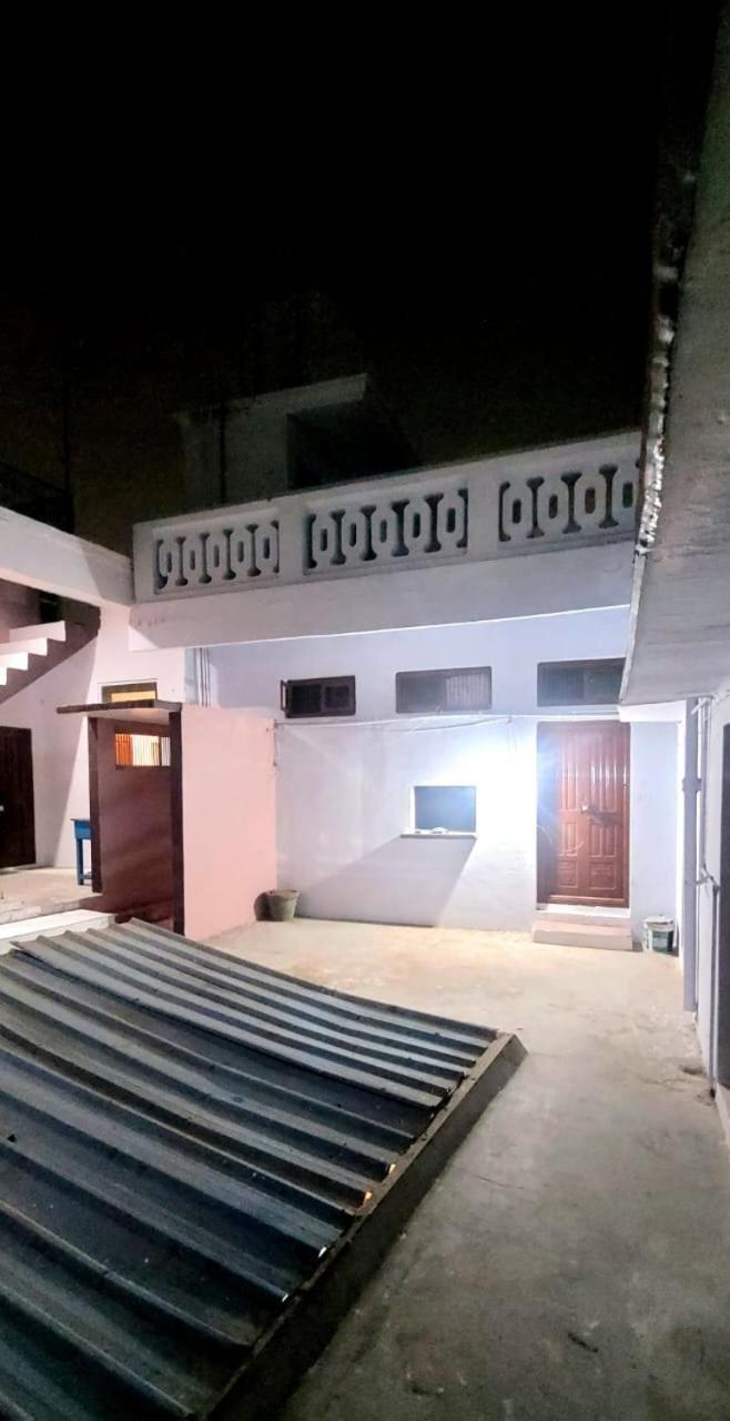 Shree Valmiki Home Stay Ayodhya Kültér fotó